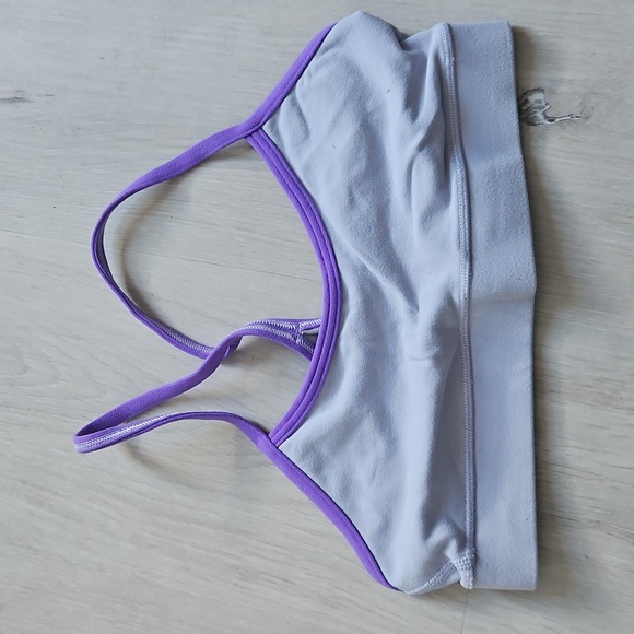Lululemon Sports Bra - Picture 1 of 2